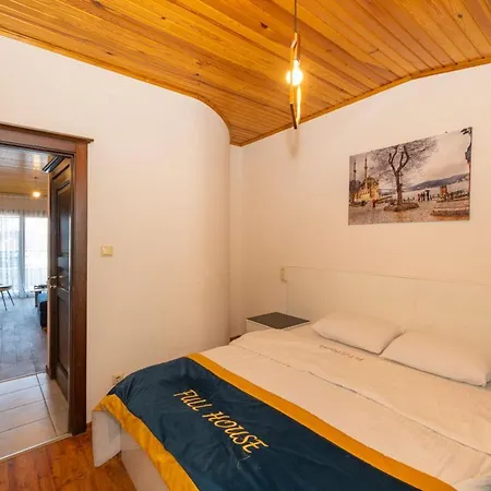 Apart-hotel Grand Opera 3*