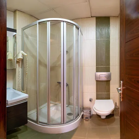 Aparthotel Grand Opera 3*