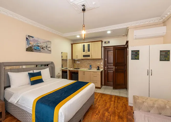 Grand Opera Aparthotel