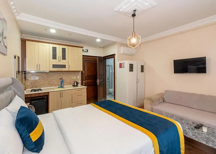 Grand Opera Aparthotel 3*